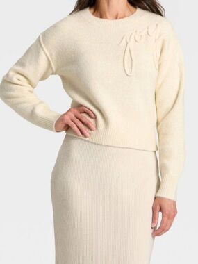 Women's Long Sleeve  Crewneck
Pullover Sweater Universal Thread Cream
Joy XXL